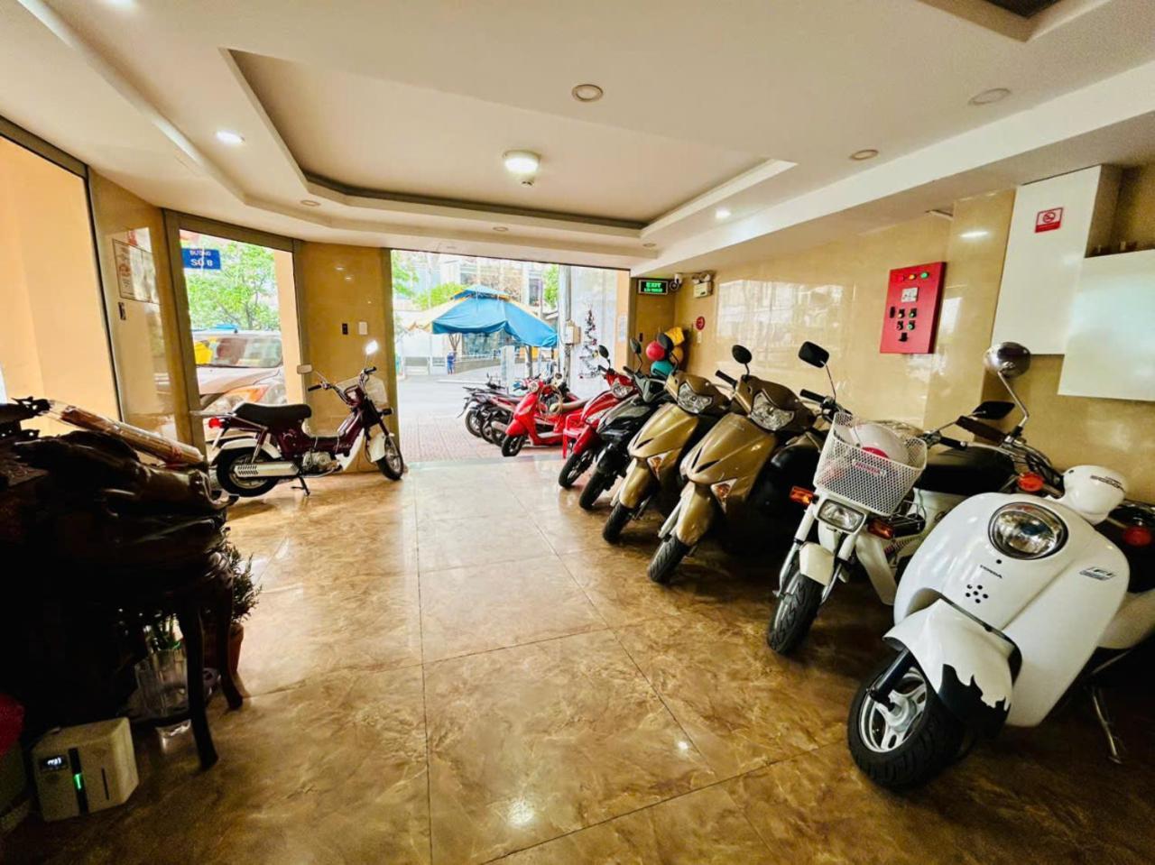 Ngoi Sao Nho Hotel Хошимін Екстер'єр фото